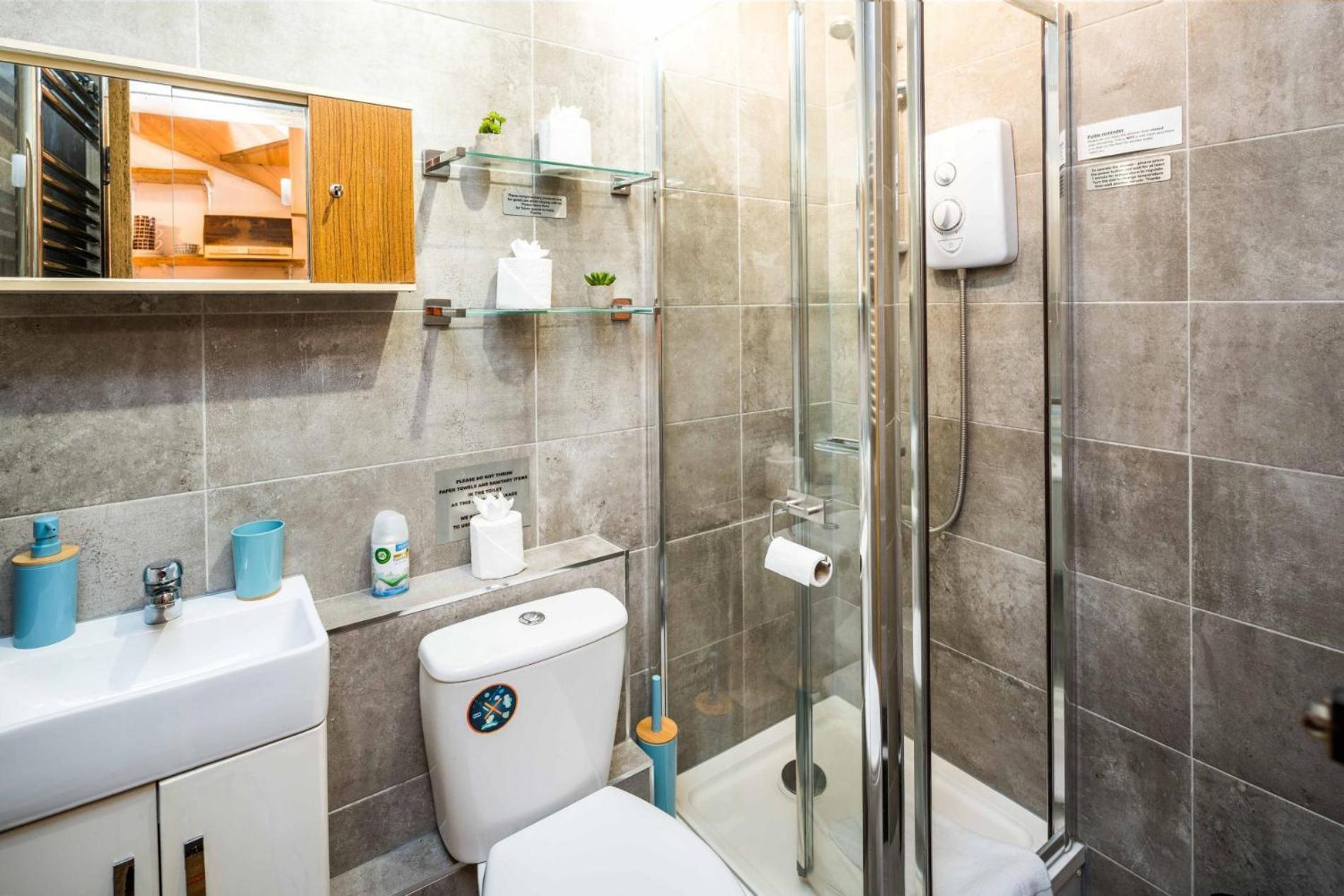 런던 Cute House In Soho - Full Ac, Quiet And Unique! 아파트 외부 사진